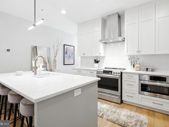 1364 Newton Street NW 1, Washington DC 20010