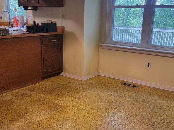862 Green Ridge Circle, Feasterville Trevose PA 19053