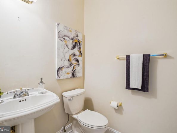 3206 Wheatland Farms Drive, Oakton VA 22124