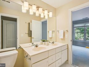 3206 Wheatland Farms Drive, Oakton VA 22124