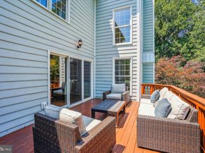 3206 Wheatland Farms Drive, Oakton VA 22124