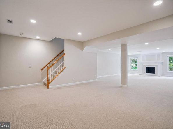3206 Wheatland Farms Drive, Oakton VA 22124