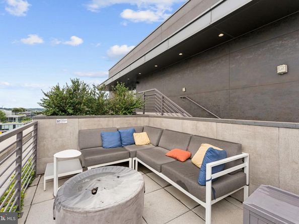 1211 Van Street SE 913, Washington DC 20003