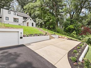 2520 N Vernon Street N, Arlington VA 22207