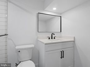 2520 N Vernon Street N, Arlington VA 22207