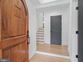 2520 N Vernon Street N, Arlington VA 22207