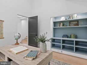 2520 N Vernon Street N, Arlington VA 22207