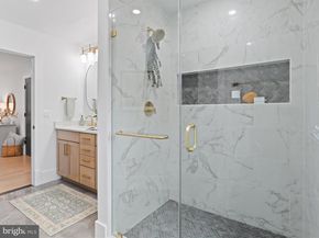 2520 N Vernon Street N, Arlington VA 22207