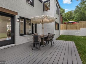 2520 N Vernon Street N, Arlington VA 22207