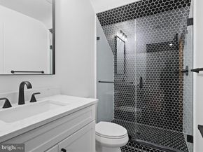 2520 N Vernon Street N, Arlington VA 22207