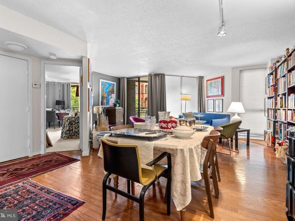 1099 22nd Street NW 206, Washington DC 20037