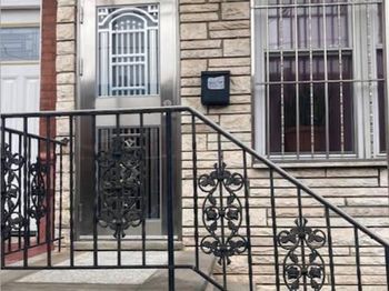 733 Jackson Street