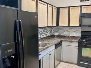 60201 Delaire Landing Road 201, Philadelphia PA 19114