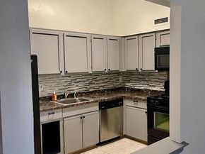 60201 Delaire Landing Road 201, Philadelphia PA 19114