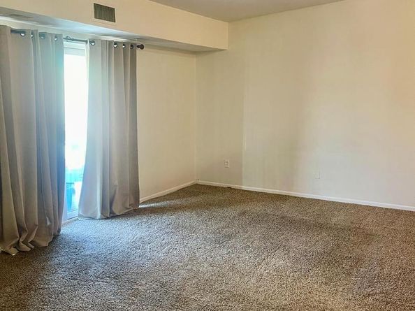 60201 Delaire Landing Road 201, Philadelphia PA 19114