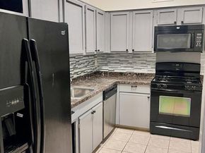 60201 Delaire Landing Road 201, Philadelphia PA 19114