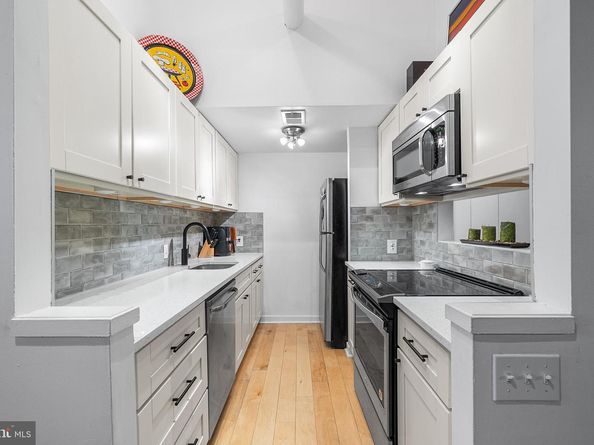 114 Naudain Street A, Philadelphia PA 19147