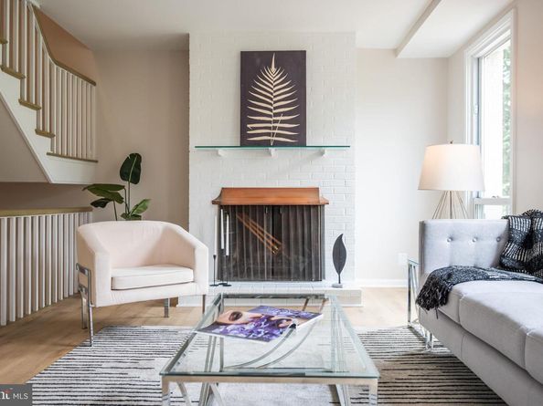1309 4TH Street SW TH9, Washington DC 20024