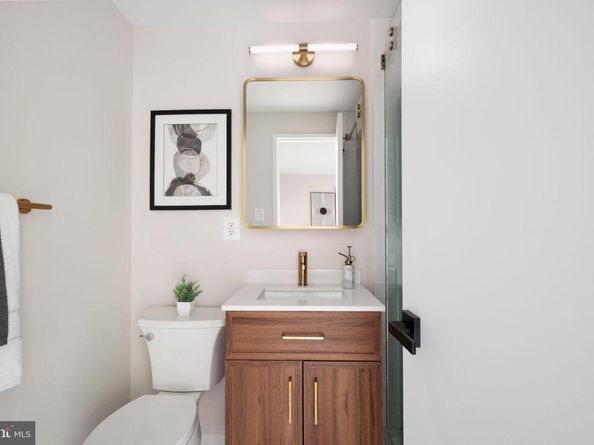 1309 4TH Street SW TH9, Washington DC 20024
