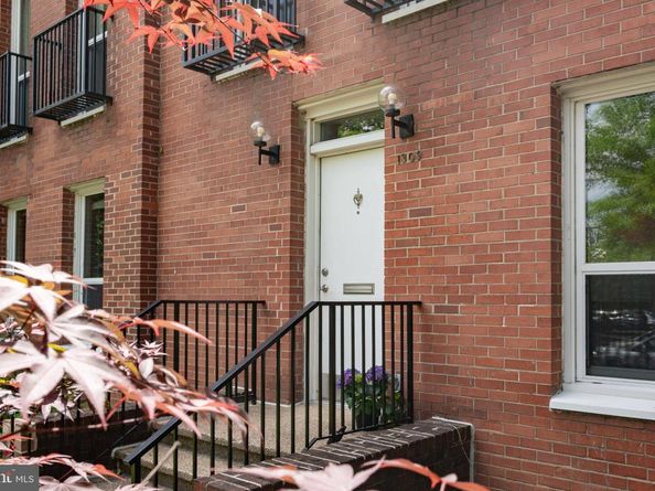1309 4TH Street SW TH9, Washington DC 20024