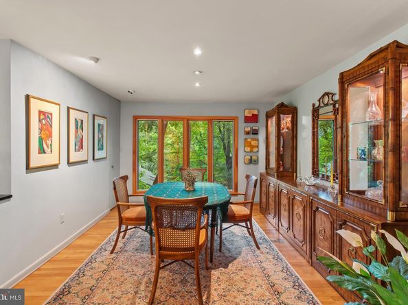 5211 Macarthur Terrace NW, Washington DC 20016