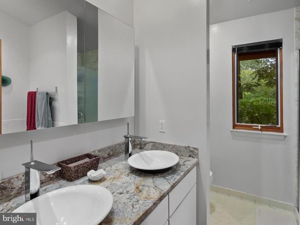 5211 Macarthur Terrace NW, Washington DC 20016