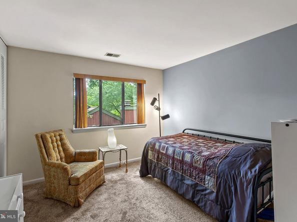 5211 Macarthur Terrace NW, Washington DC 20016