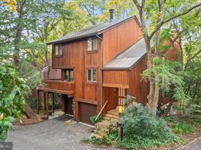 5211 Macarthur Terrace NW, Washington DC 20016