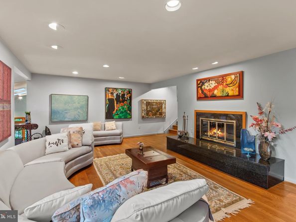 5211 Macarthur Terrace NW, Washington DC 20016