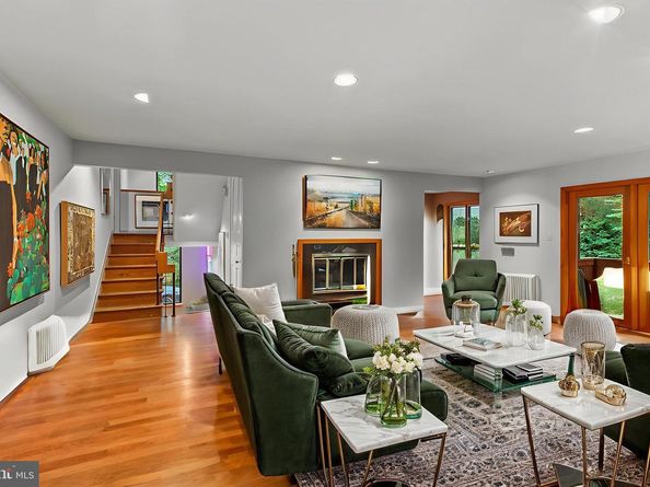 5211 Macarthur Terrace NW, Washington DC 20016