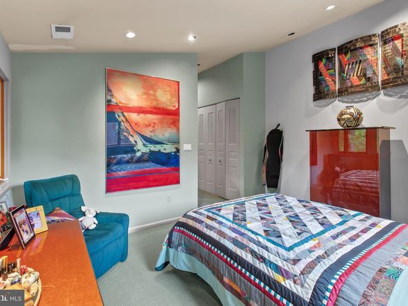5211 Macarthur Terrace NW, Washington DC 20016