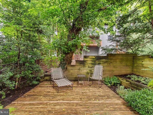 5211 Macarthur Terrace NW, Washington DC 20016