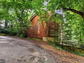 5211 Macarthur Terrace NW, Washington DC 20016