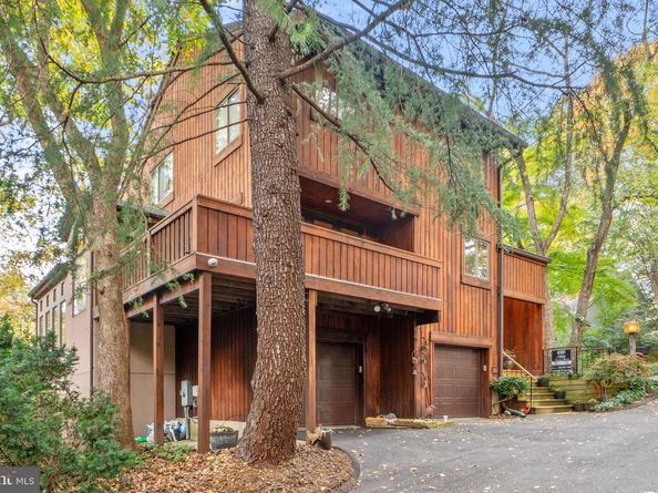 5211 Macarthur Terrace NW, Washington DC 20016