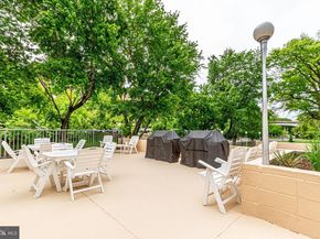 1300 Army Navy Drive S 227, Arlington VA 22202