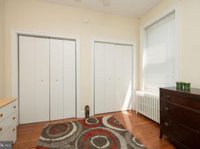 1127 Green Street, Philadelphia PA 19123