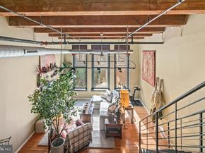 1027 Arch Street 307, Philadelphia PA 19107