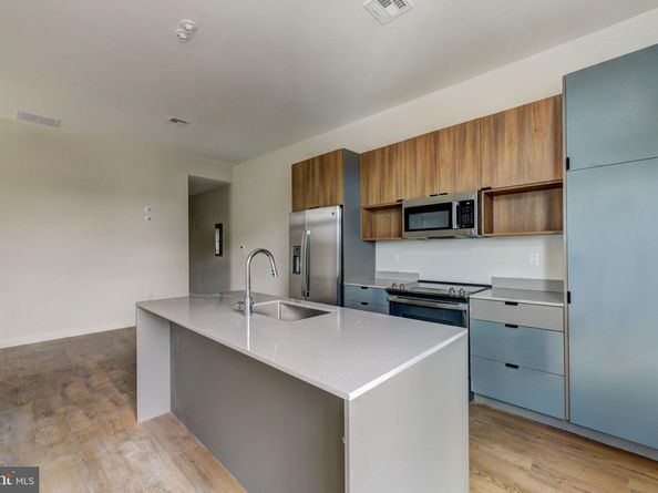 619 N 35TH Street, Philadelphia PA 19104