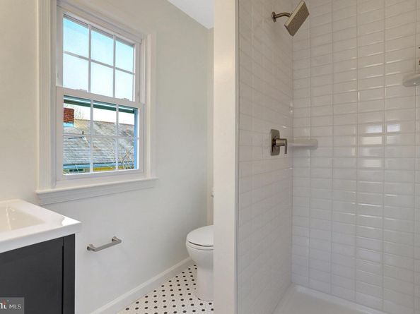 216 Duncan Avenue, Alexandria VA 22301