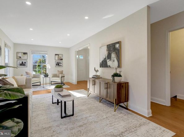 216 Duncan Avenue, Alexandria VA 22301