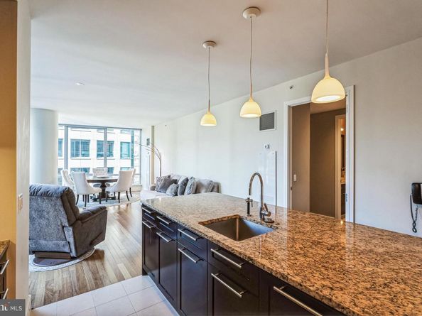 1414 S Penn Square 21H, Philadelphia PA 19102