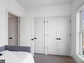 256 15TH Street SE 8, Washington DC 20003
