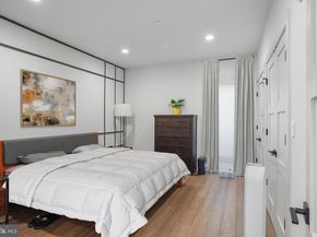 256 15TH Street SE 8, Washington DC 20003