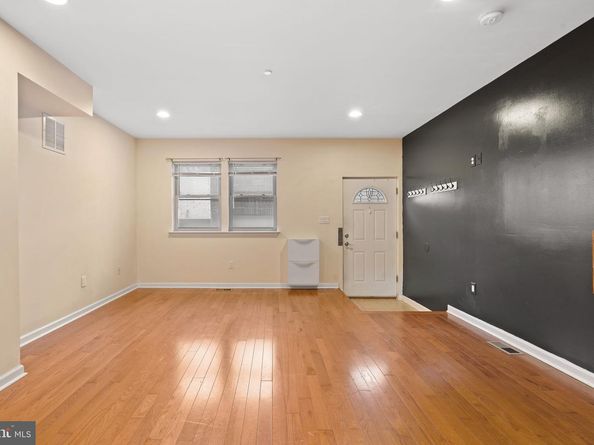 1142 N Galloway Street, Philadelphia PA 19123