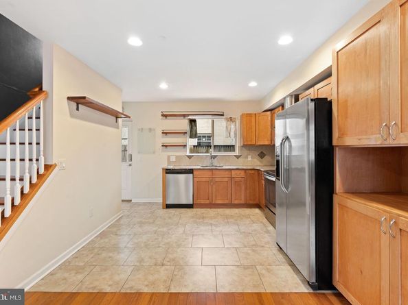 1142 N Galloway Street, Philadelphia PA 19123