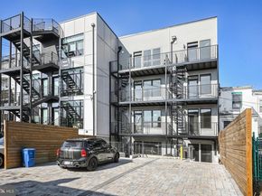 517 M St NE 1, Washington DC 20002