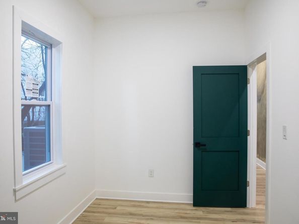 55 W Seymour Street, Philadelphia PA 19144