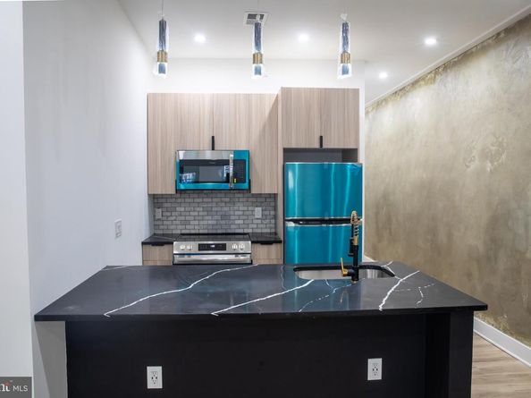 55 W Seymour Street, Philadelphia PA 19144