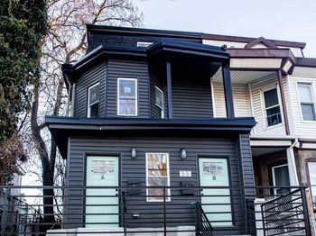 55 W Seymour Street