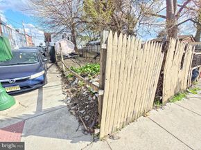3942 Arcadia Street, Philadelphia PA 19124